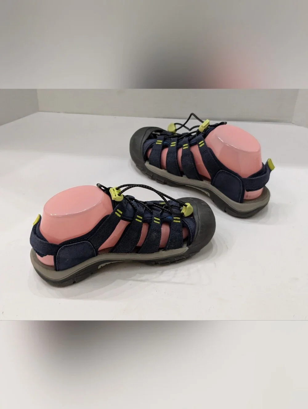 KEEN Kid's Boy's 5 Newport Boundless Water Shoes Sandals D1
